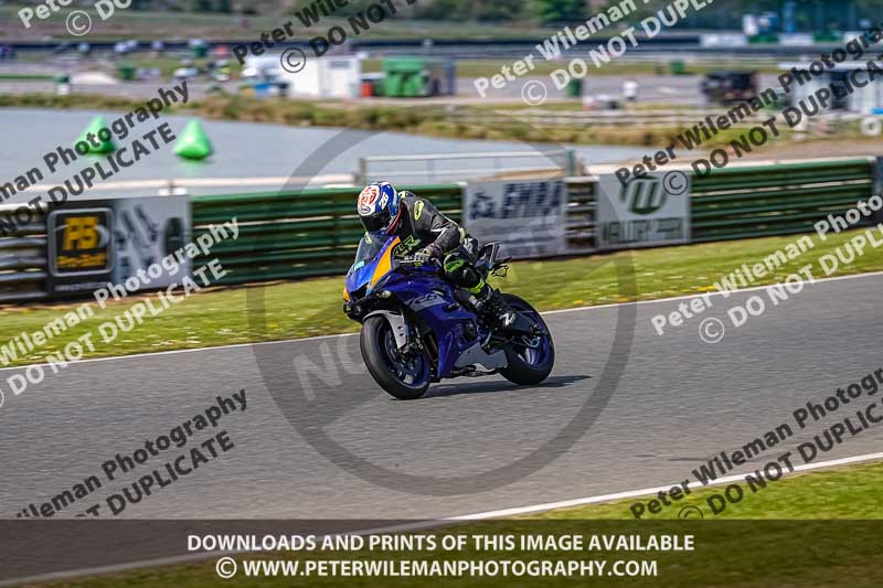 enduro digital images;event digital images;eventdigitalimages;mallory park;mallory park photographs;mallory park trackday;mallory park trackday photographs;no limits trackdays;peter wileman photography;racing digital images;trackday digital images;trackday photos